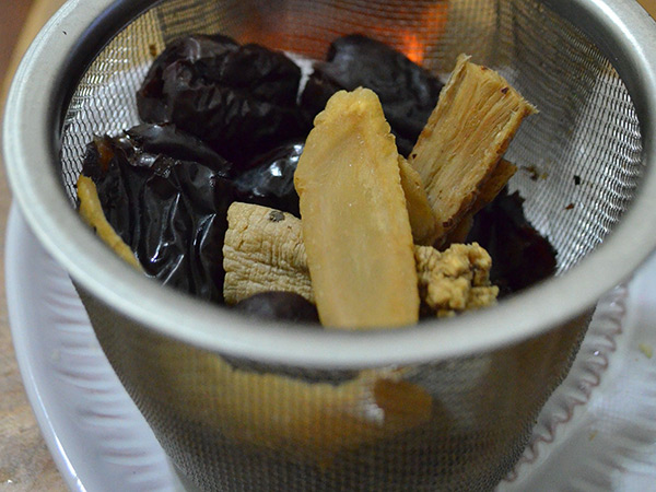 黨蔘黑棗茶